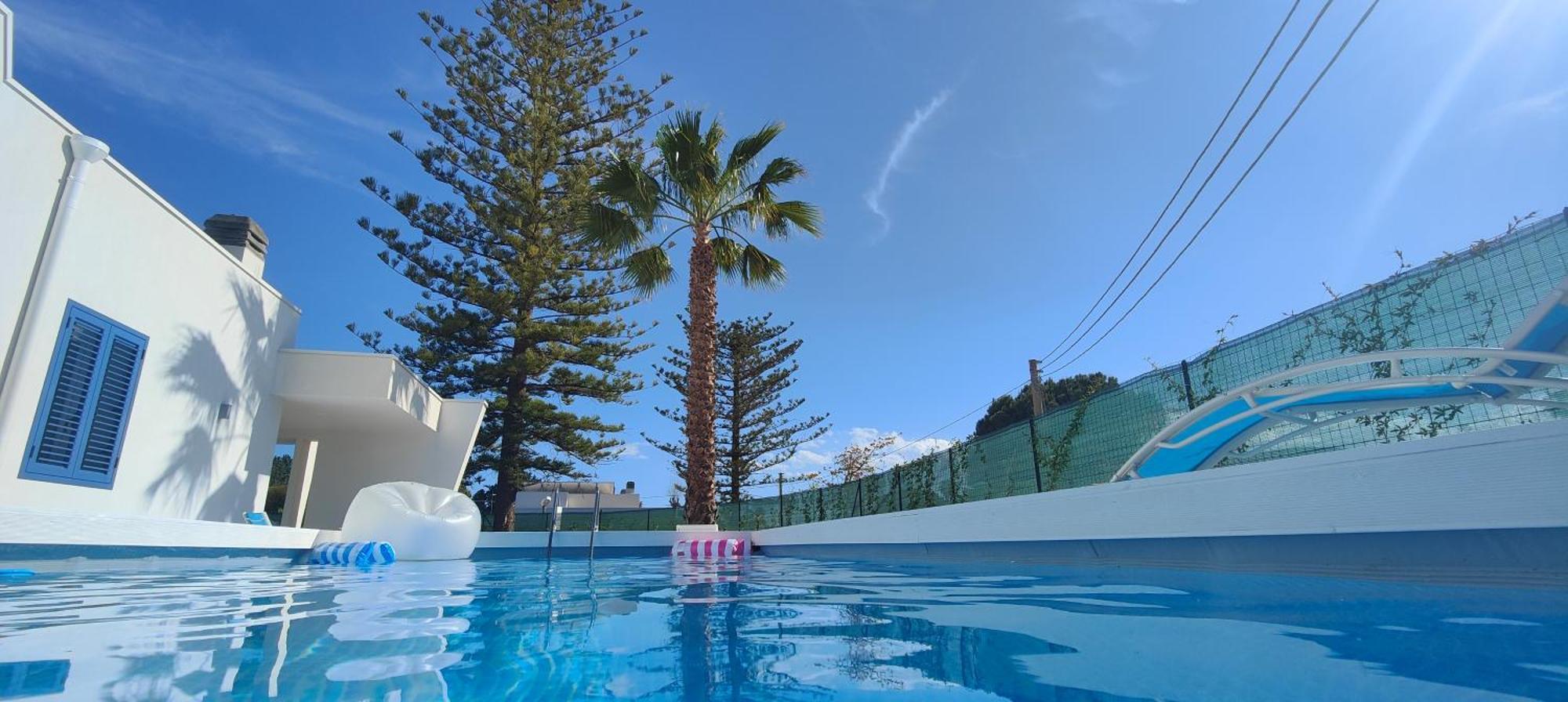 Pool Seaside Relais - Ville Ninfea, Marea, Rosa E Cassiopea Fontane Bianche Exterior photo