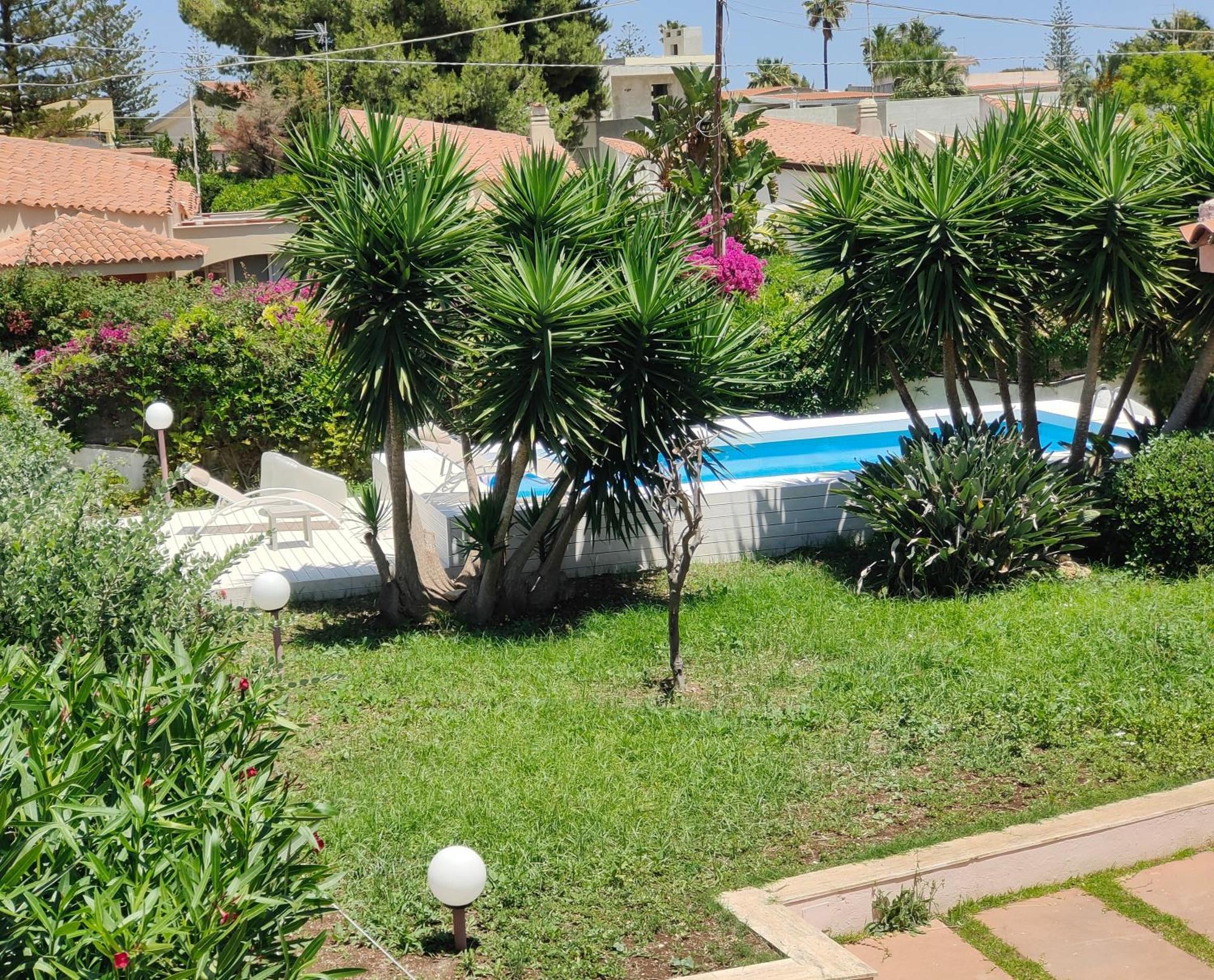 Pool Seaside Relais - Ville Ninfea, Marea, Rosa E Cassiopea Fontane Bianche Room photo